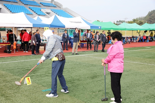 2019.10.11 신안군체육회장기 그라운드골프대회격려 2