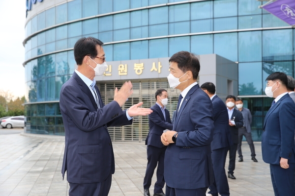 2021.09.29 신안교육청 청사 이전 업무 협약식 2