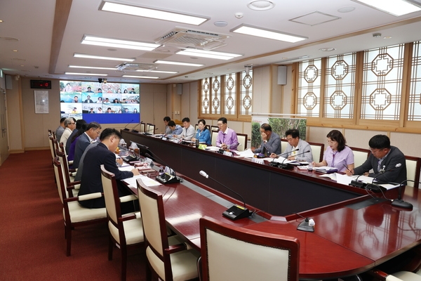 2023. 08. 25   신안군청 영상회의실-신안군 정원 조성관리를 위한 노인일자리사업 추진방안 회의 2