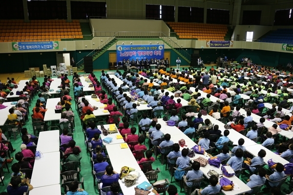 신안군 노인대학 행복마당 축제1